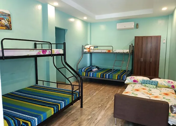 Lodge Azulea House Oslob