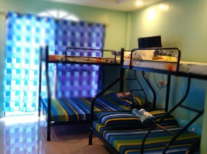 Lodge Azulea House Oslob