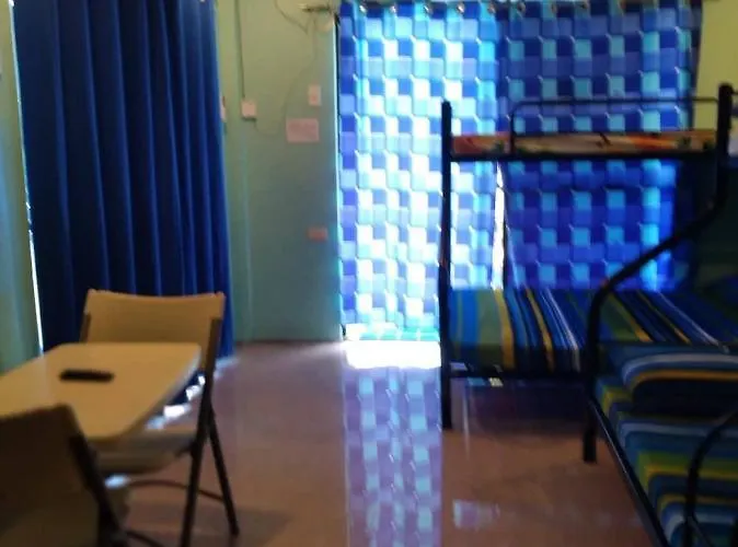 Lodge Azulea House *